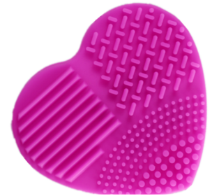 Heart Shaped Brush Cleaner (No More Skin Problems) (Color: Pink)